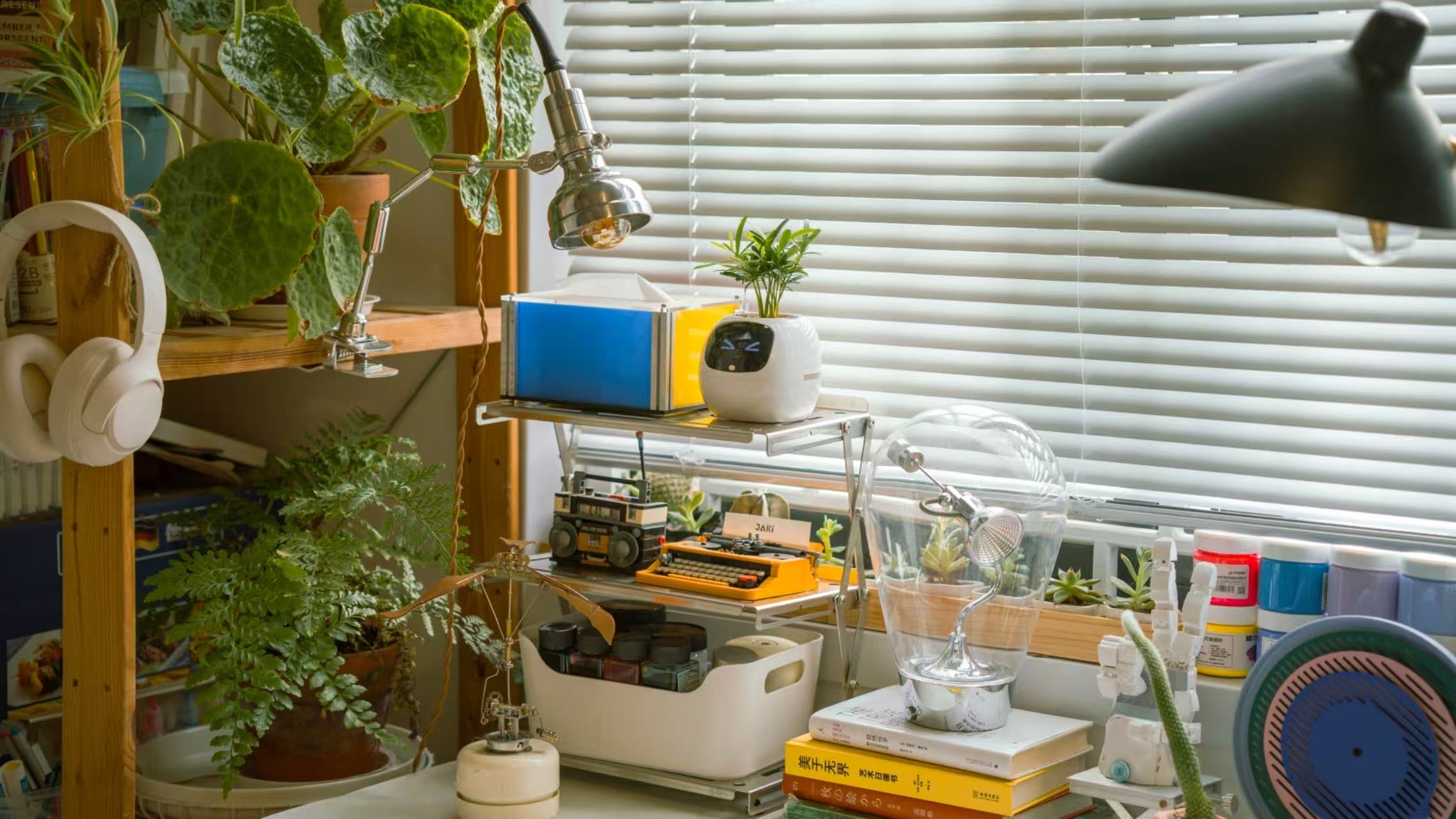 The "Touch-to-Log-Off" Ritual: How to Reclaim Your Personal Time with Ivy Gen 2